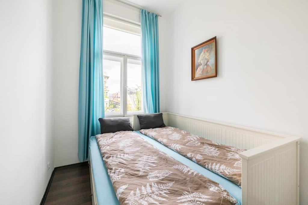Charming Spacious Apartament Wiedeń