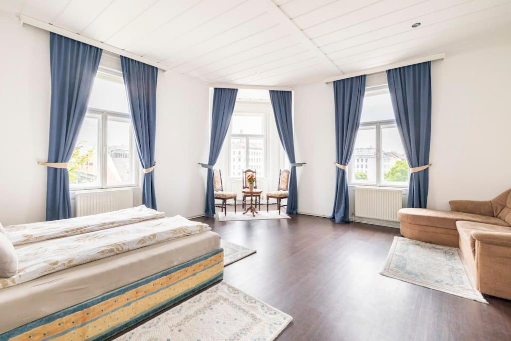 Apartament Charming Spacious