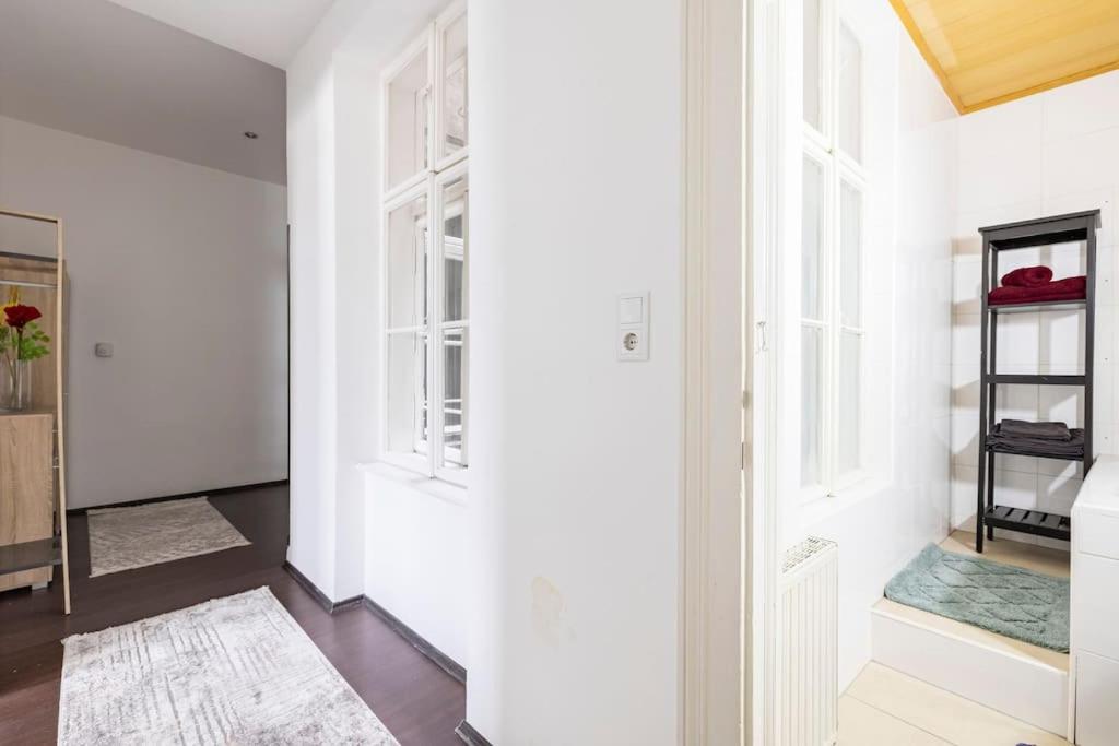 Apartament Charming Spacious Wiedeń